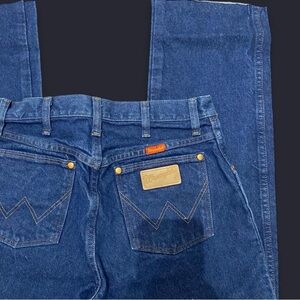 SUPER RARE VINTAGE baggy jeans!! In amazing condition for his age!!